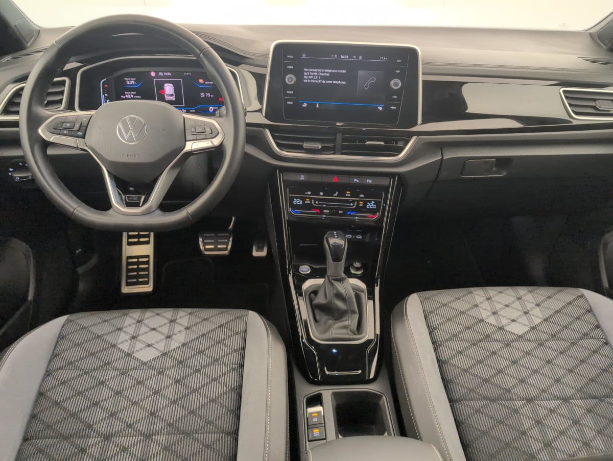 Volkswagen T-Roc - Image 13