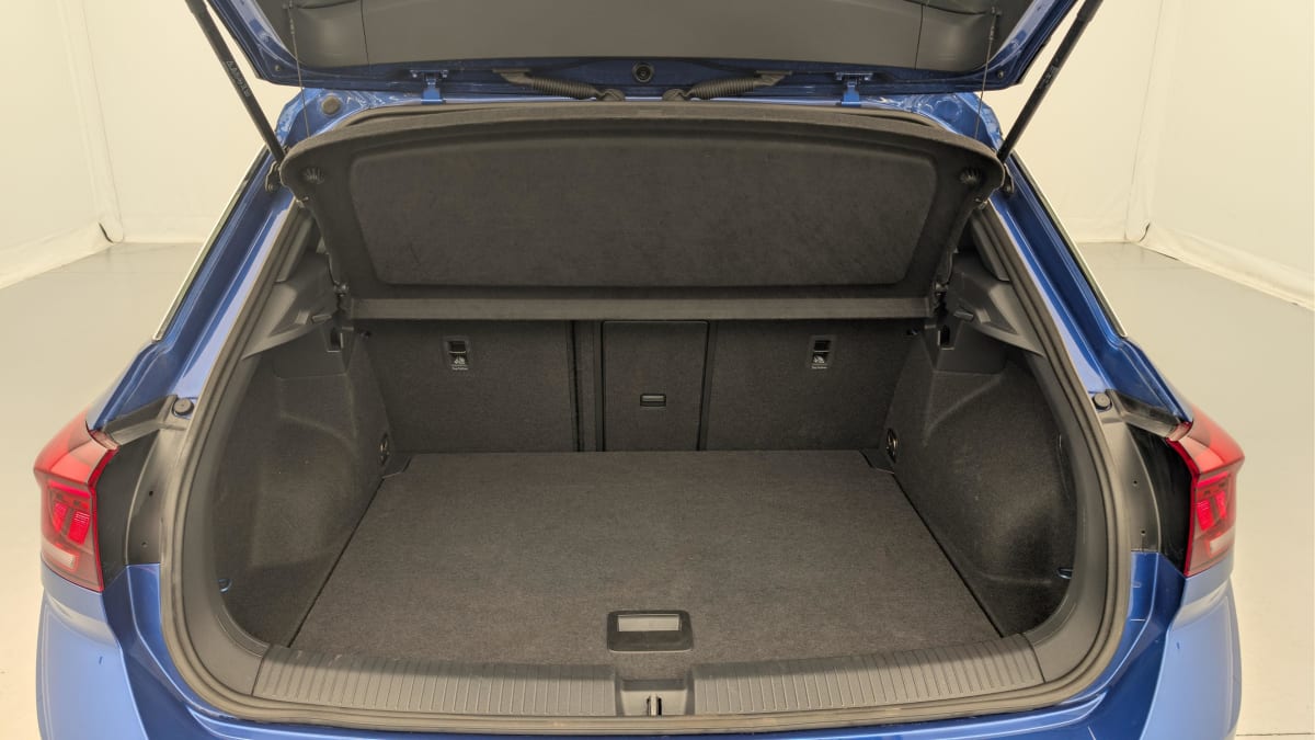 Volkswagen T-Roc - Image 11