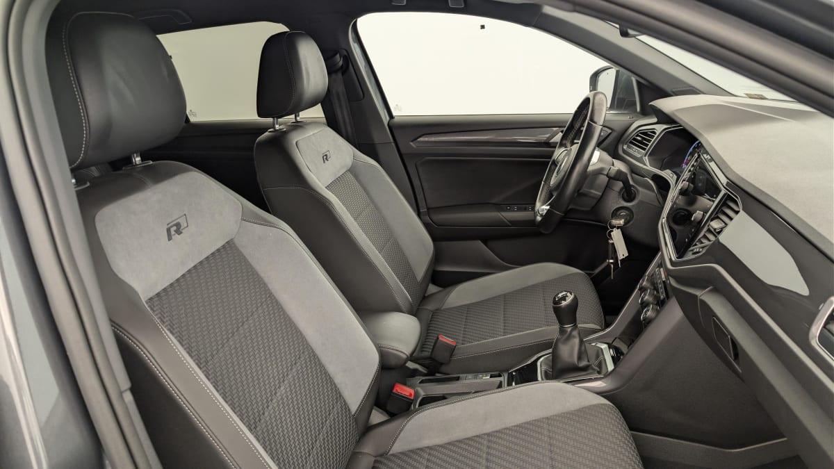 Volkswagen T-Roc - Image 9