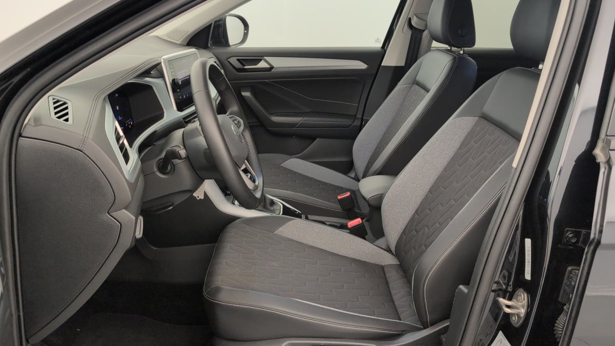 Volkswagen T-Roc - Image 16