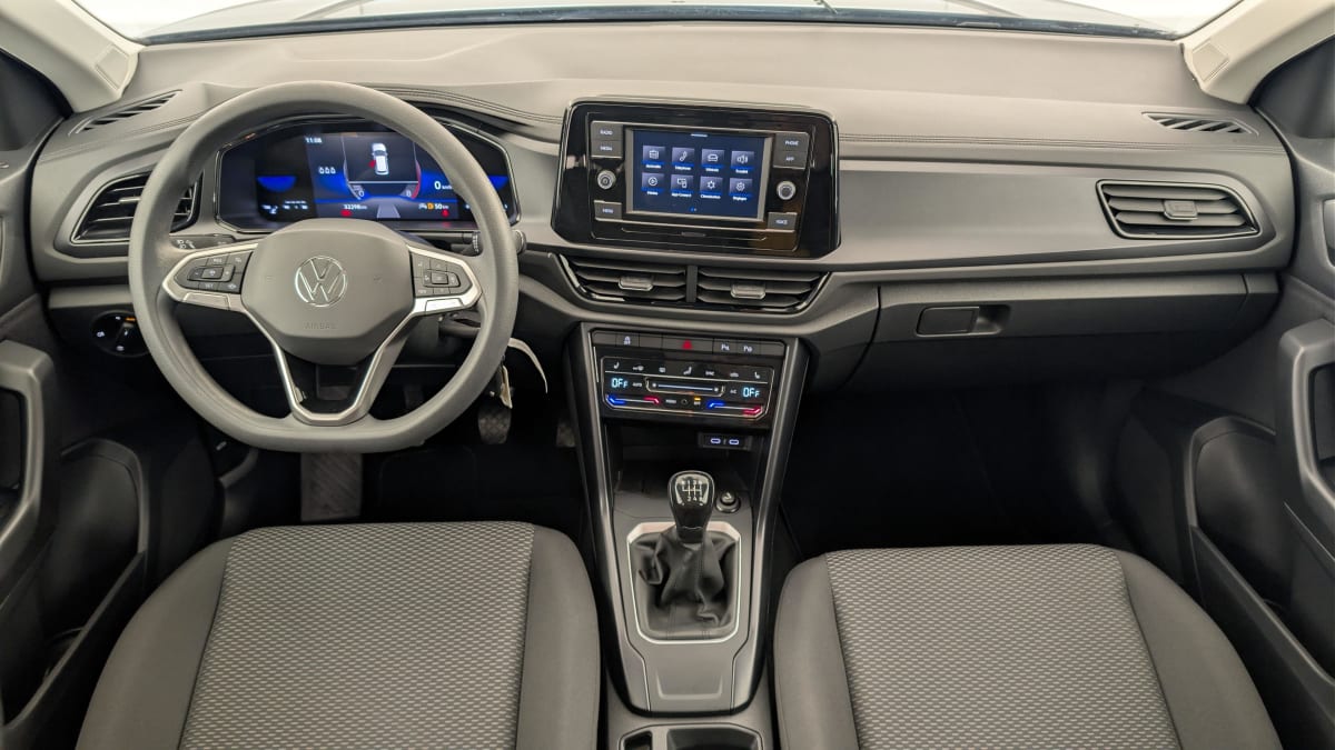 Volkswagen T-Roc - Image 13