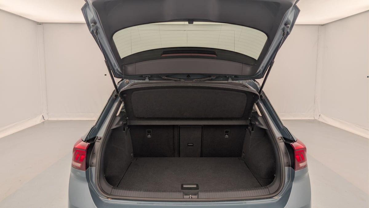 Volkswagen T-Roc - Image 11
