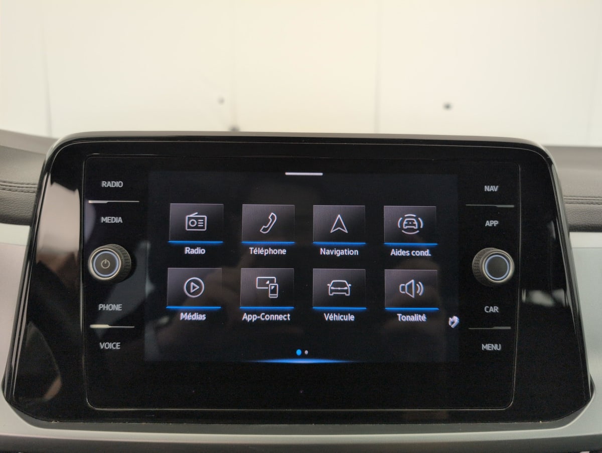 Volkswagen T-Roc - Image 19