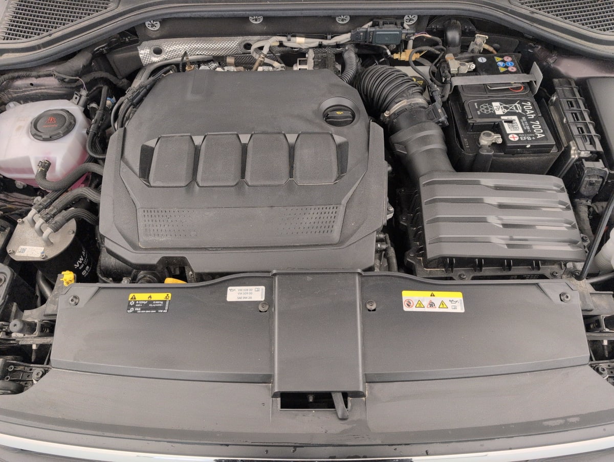 Volkswagen T-Roc - Image 22