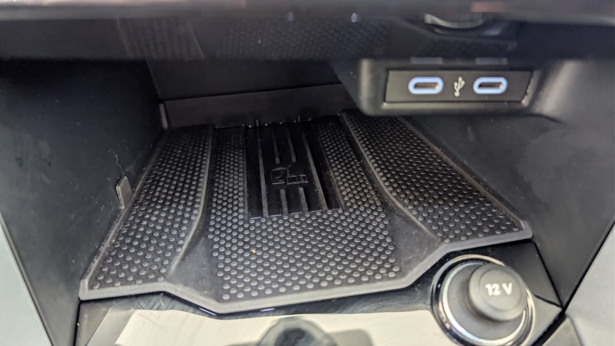 Volkswagen T-Roc - Image 21