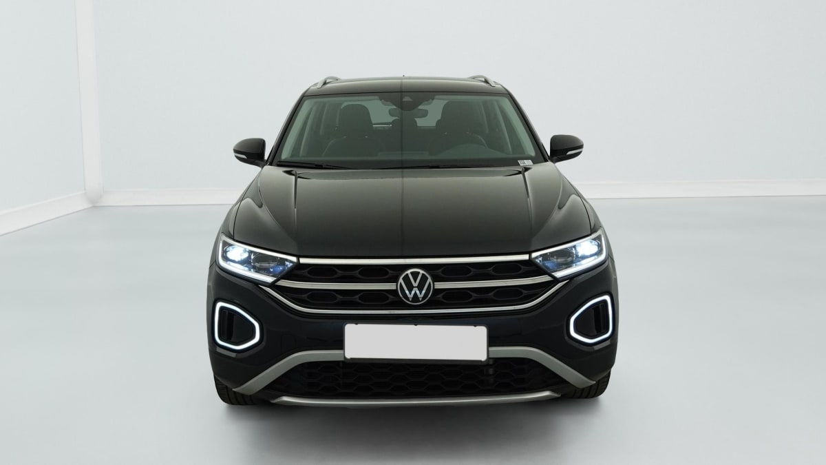 Volkswagen T-Roc - Image 2
