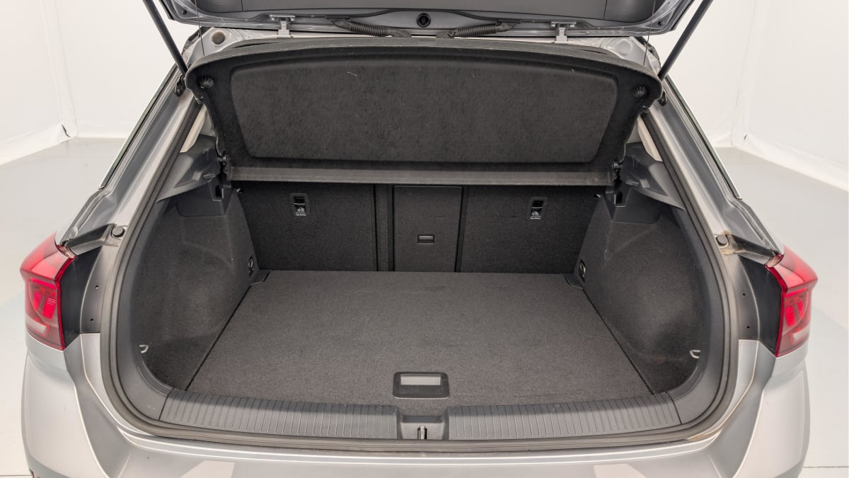 Volkswagen T-Roc - Image 11