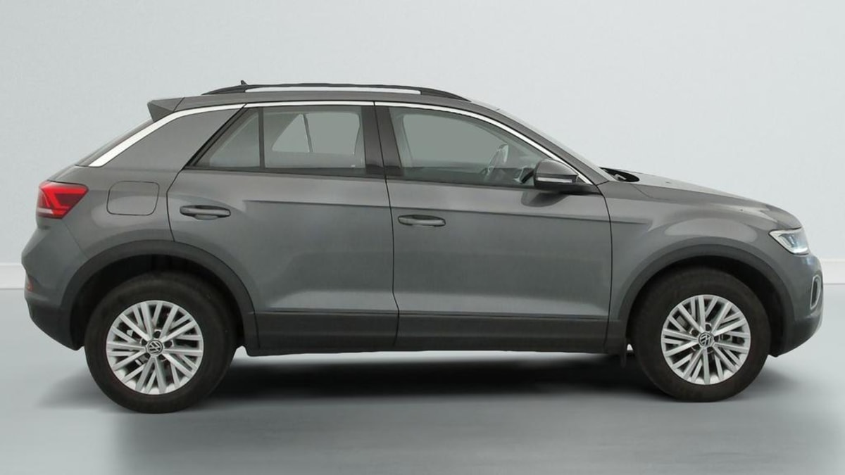Volkswagen T-Roc - Image 8
