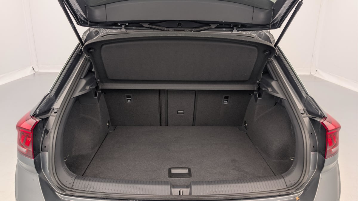 Volkswagen T-Roc - Image 11