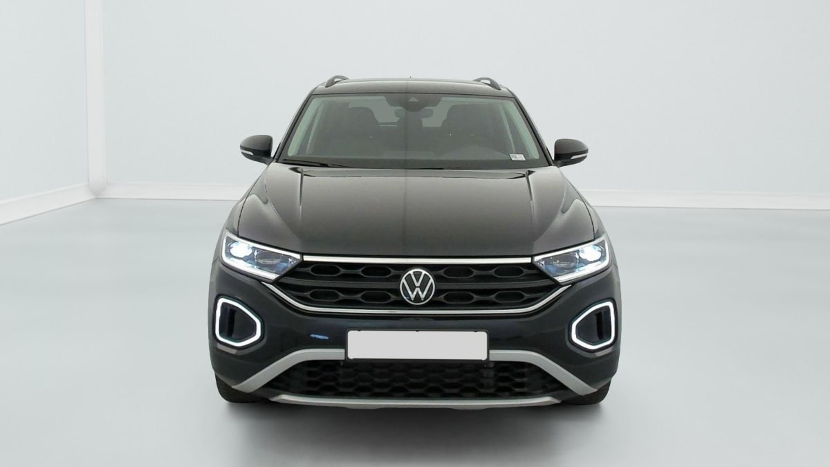 Volkswagen T-Roc - Image 2