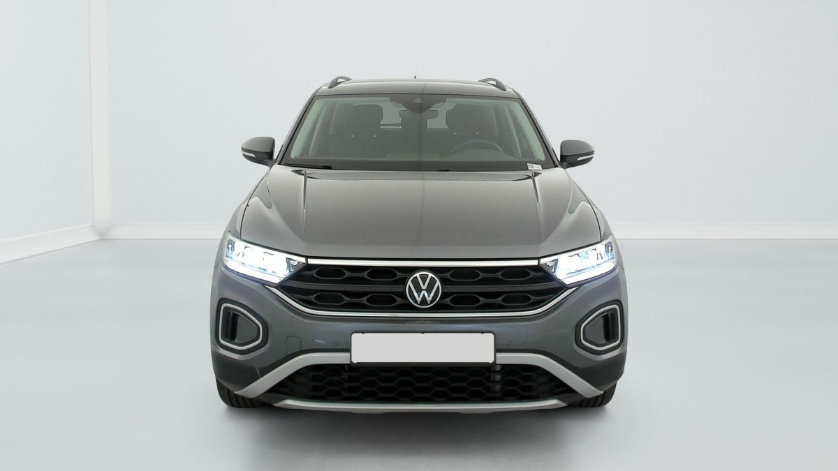 Volkswagen T-Roc - Image 2