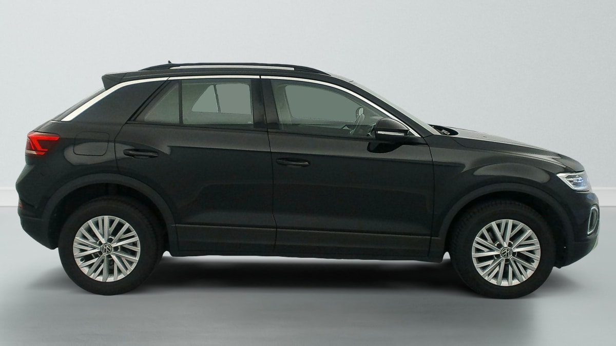 Volkswagen T-Roc - Image 8
