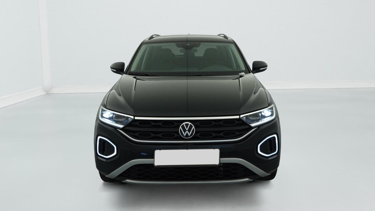 Volkswagen T-Roc - Image 2