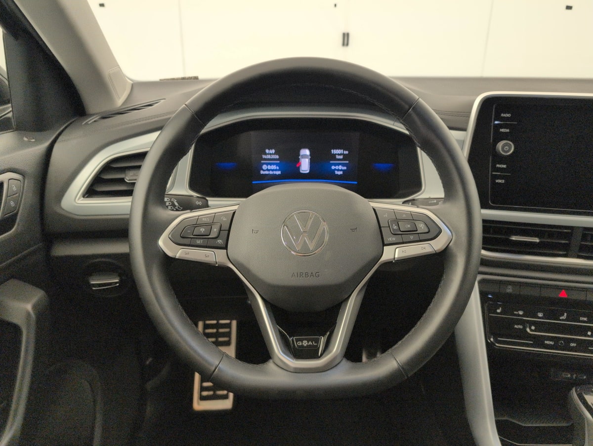 Volkswagen T-Roc - Image 14