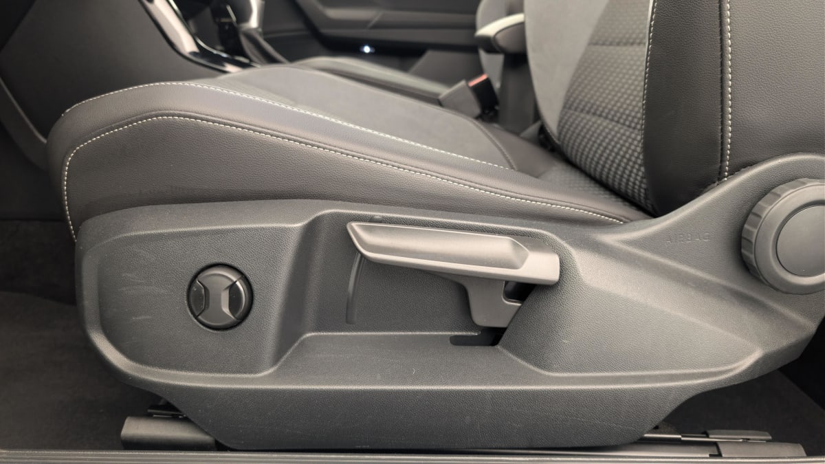 Volkswagen T-roc Cabriolet - Image 21