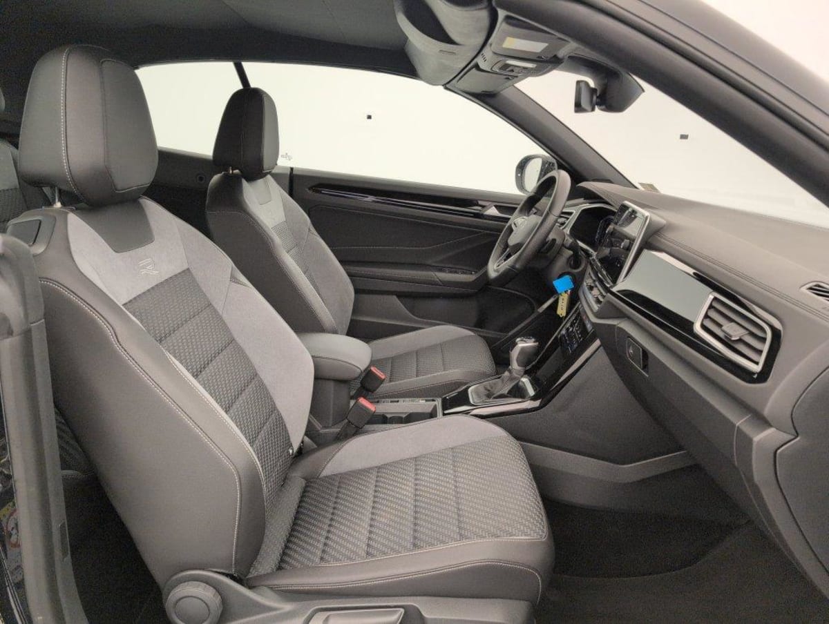 Volkswagen T-roc Cabriolet - Image 9