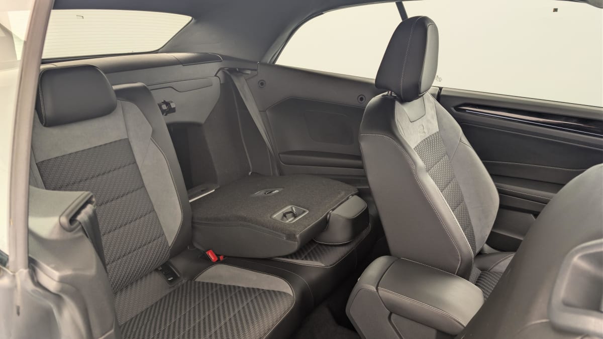 Volkswagen T-roc Cabriolet - Image 10