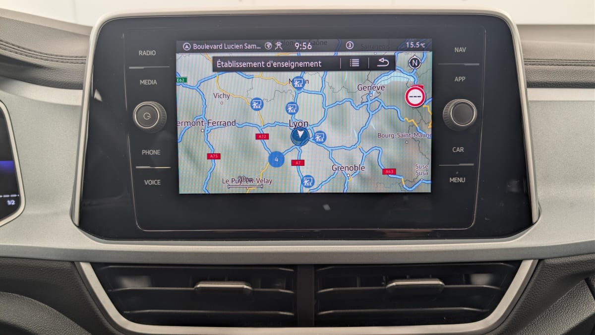 Volkswagen T-Roc - Image 19