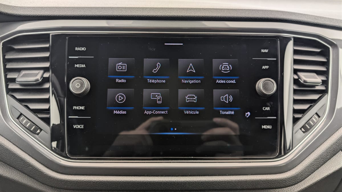 Volkswagen T-Roc - Image 17