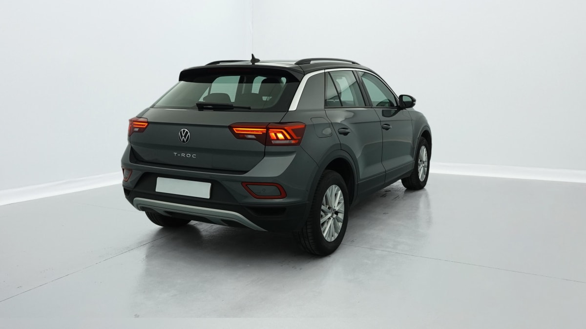 Volkswagen T-Roc - Image 7