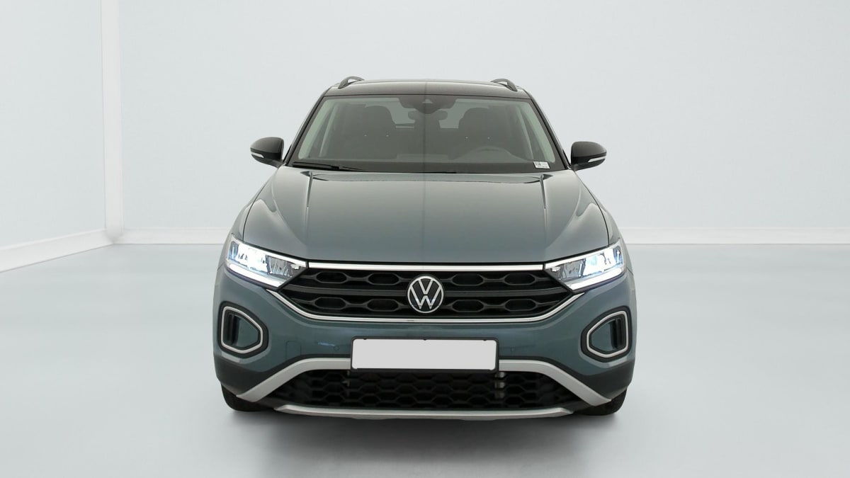 Volkswagen T-Roc - Image 2