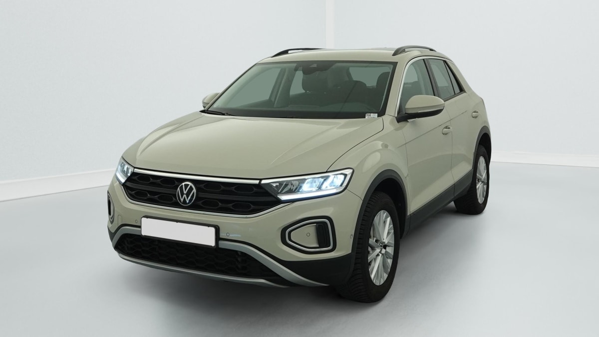 Volkswagen T-Roc - Image 3