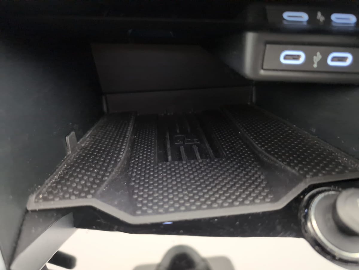 Volkswagen T-Roc - Image 20