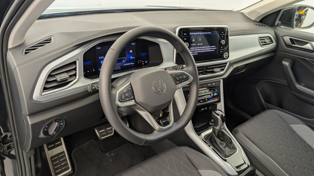 Volkswagen T-Roc - Image 15