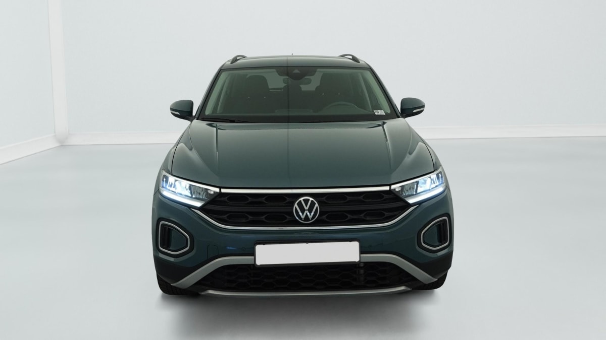 Volkswagen T-Roc - Image 2