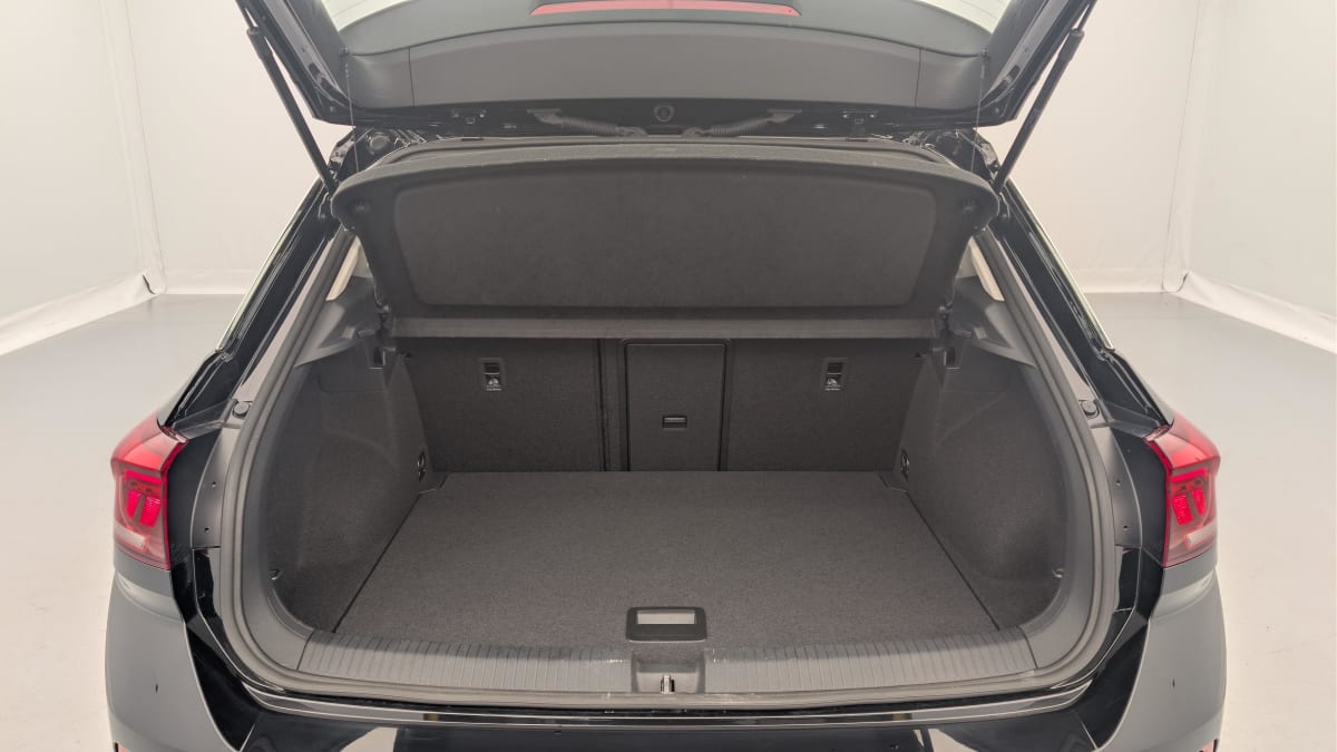 Volkswagen T-Roc - Image 11