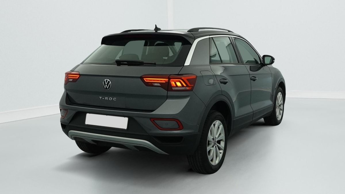 Volkswagen T-Roc - Image 7