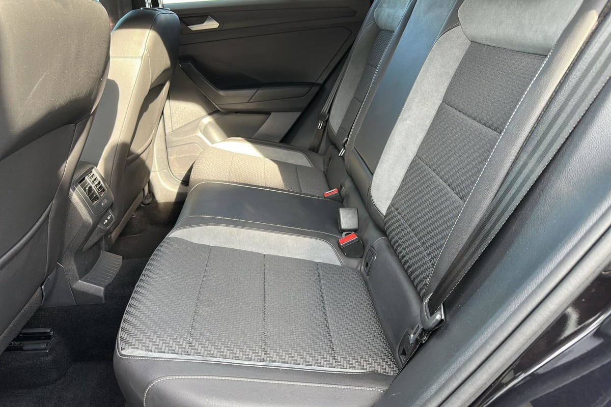 Volkswagen T-Roc - Image 8