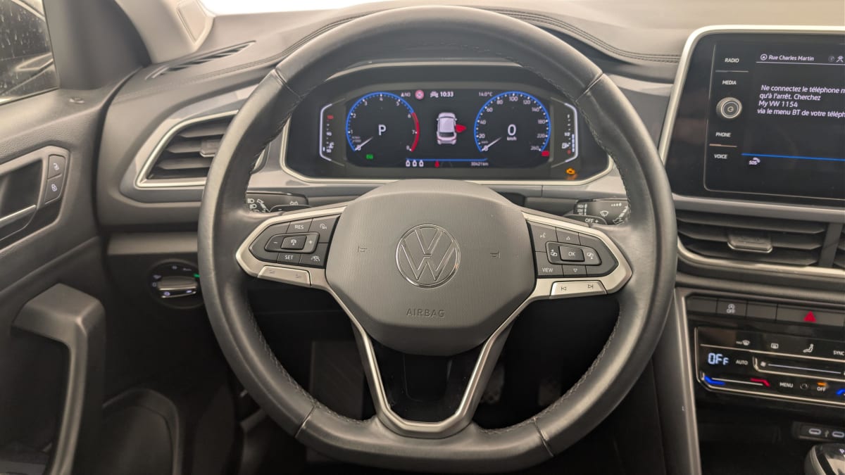 Volkswagen T-Roc - Image 14