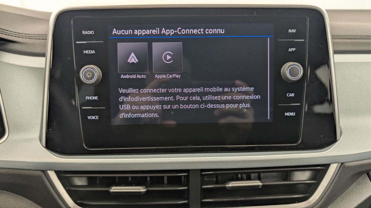 Volkswagen T-Roc - Image 19