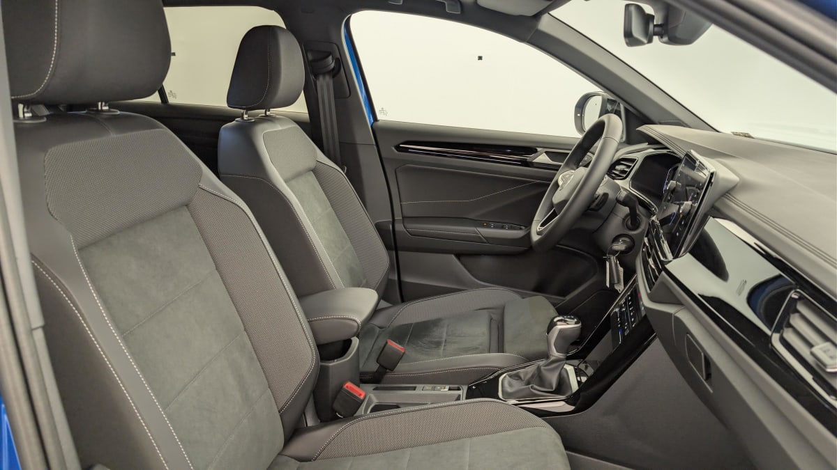 Volkswagen T-Roc - Image 9