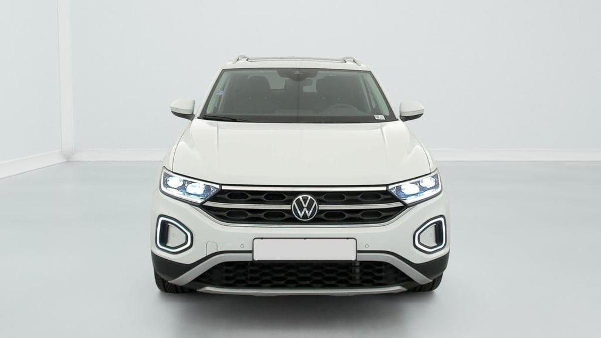 Volkswagen T-Roc - Image 2