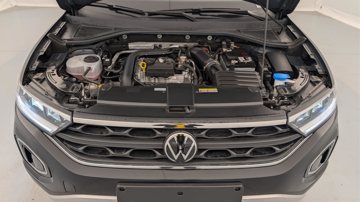 Volkswagen T-Roc - Image 20