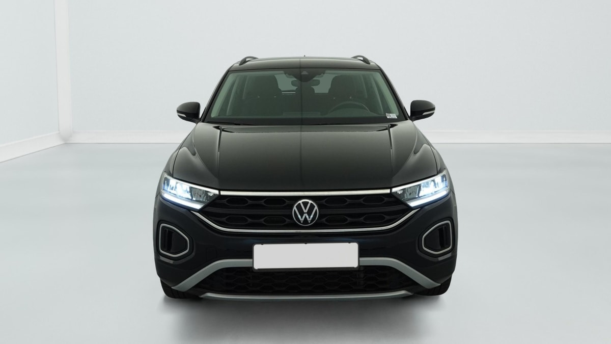 Volkswagen T-Roc - Image 2