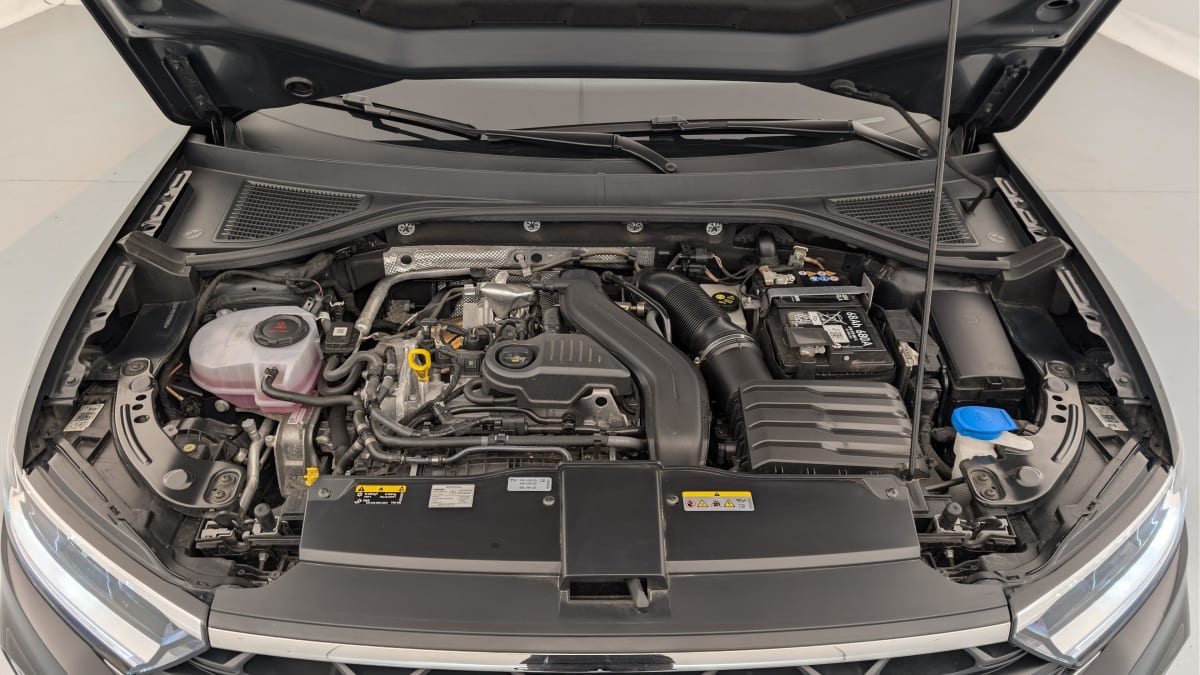 Volkswagen T-Roc - Image 21