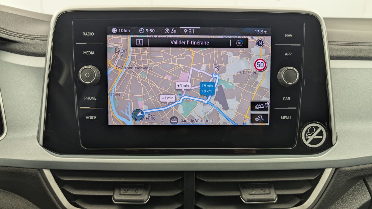 Volkswagen T-Roc - Image 19