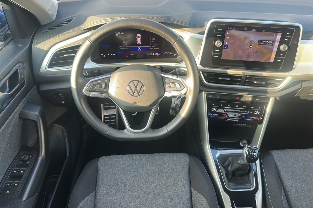 Volkswagen T-Roc - Image 14