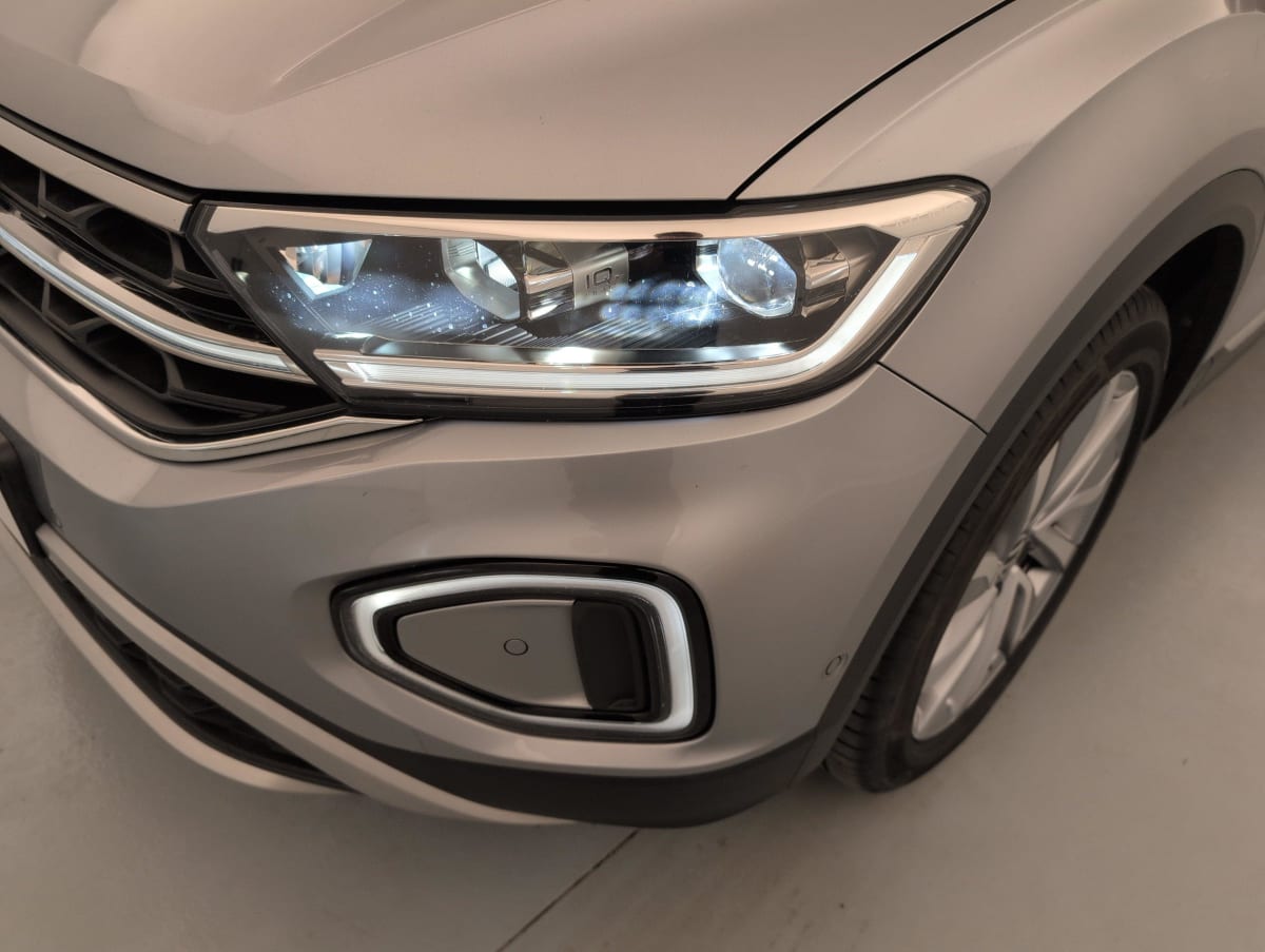 Volkswagen T-Roc - Image 26
