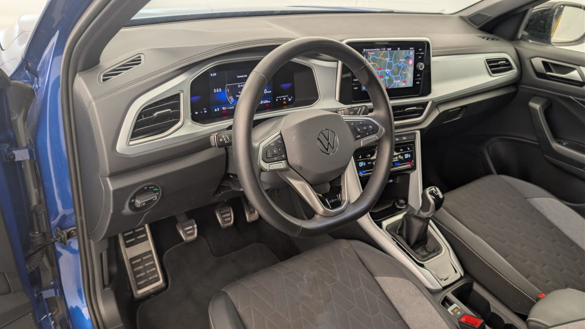 Volkswagen T-Roc - Image 15