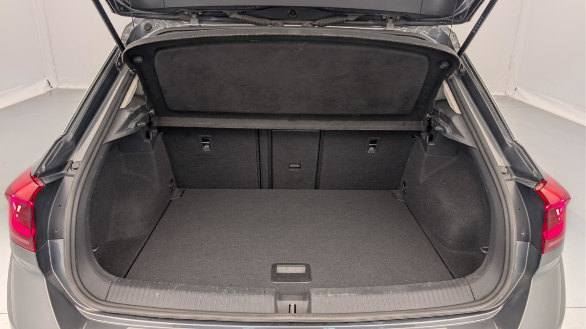 Volkswagen T-Roc - Image 11