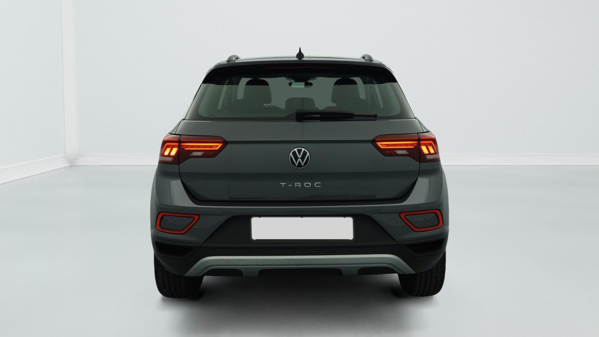 Volkswagen T-Roc - Image 6