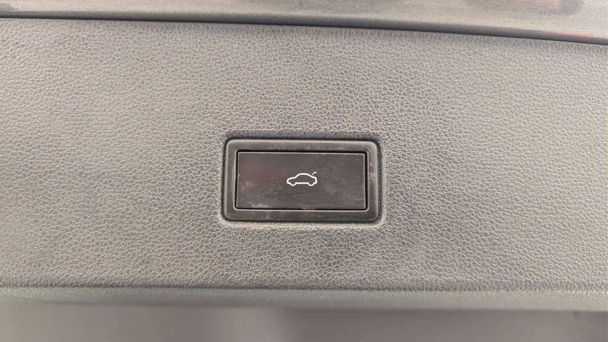 Volkswagen T-Roc - Image 21