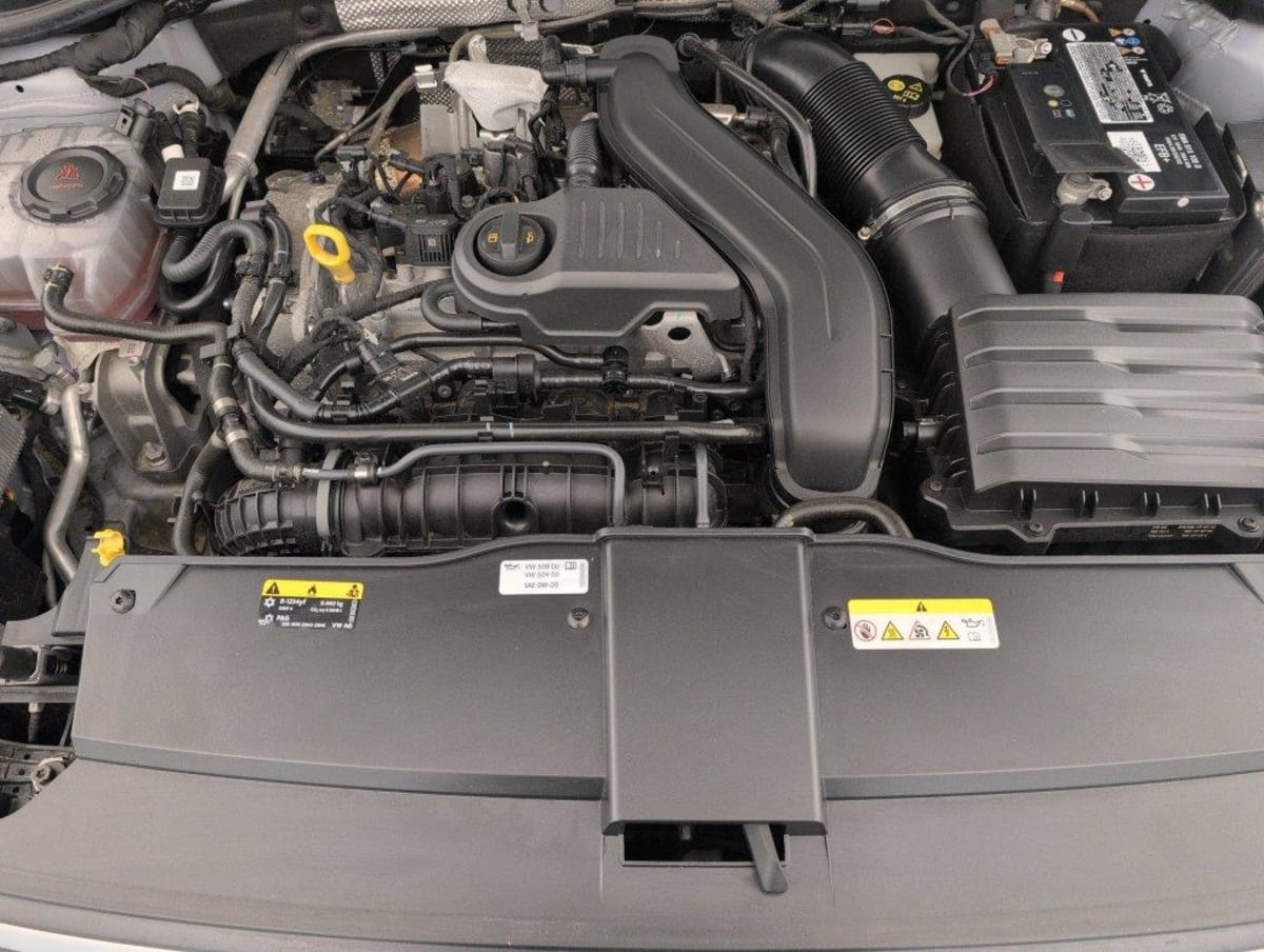 Volkswagen T-Roc - Image 25