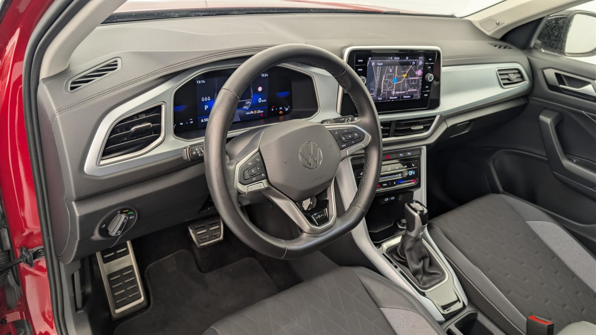 Volkswagen T-Roc - Image 15