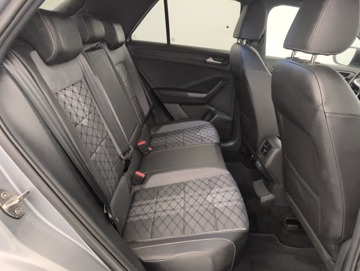 Volkswagen T-Roc - Image 10