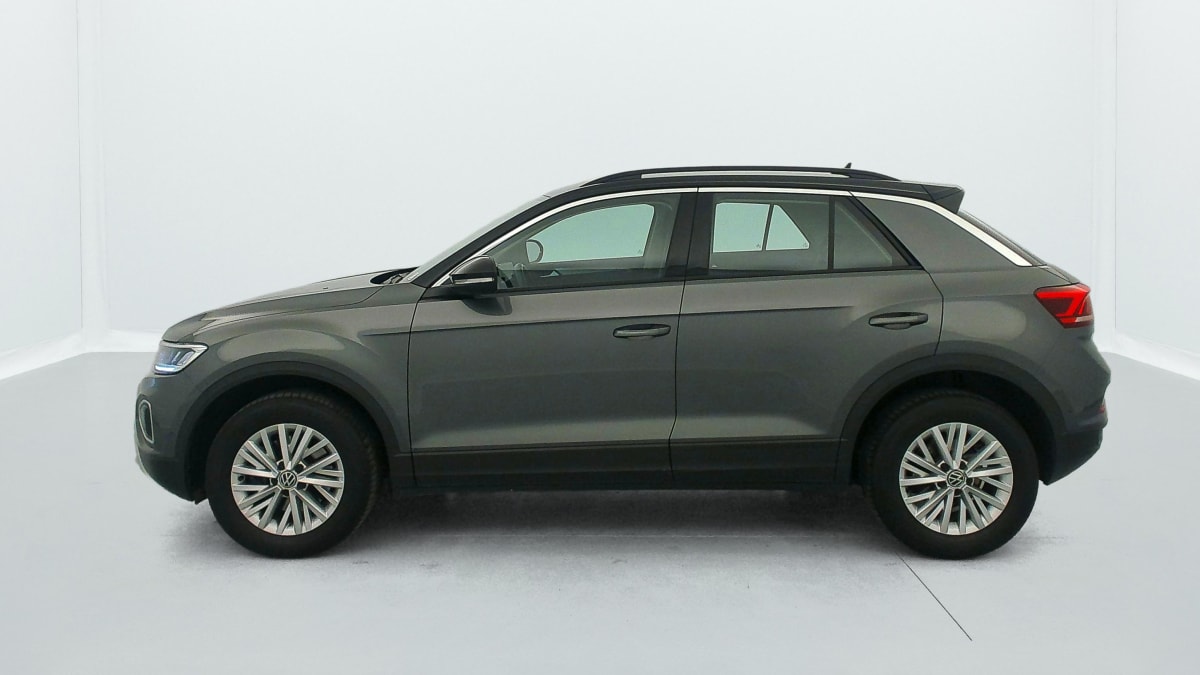 Volkswagen T-Roc - Image 4